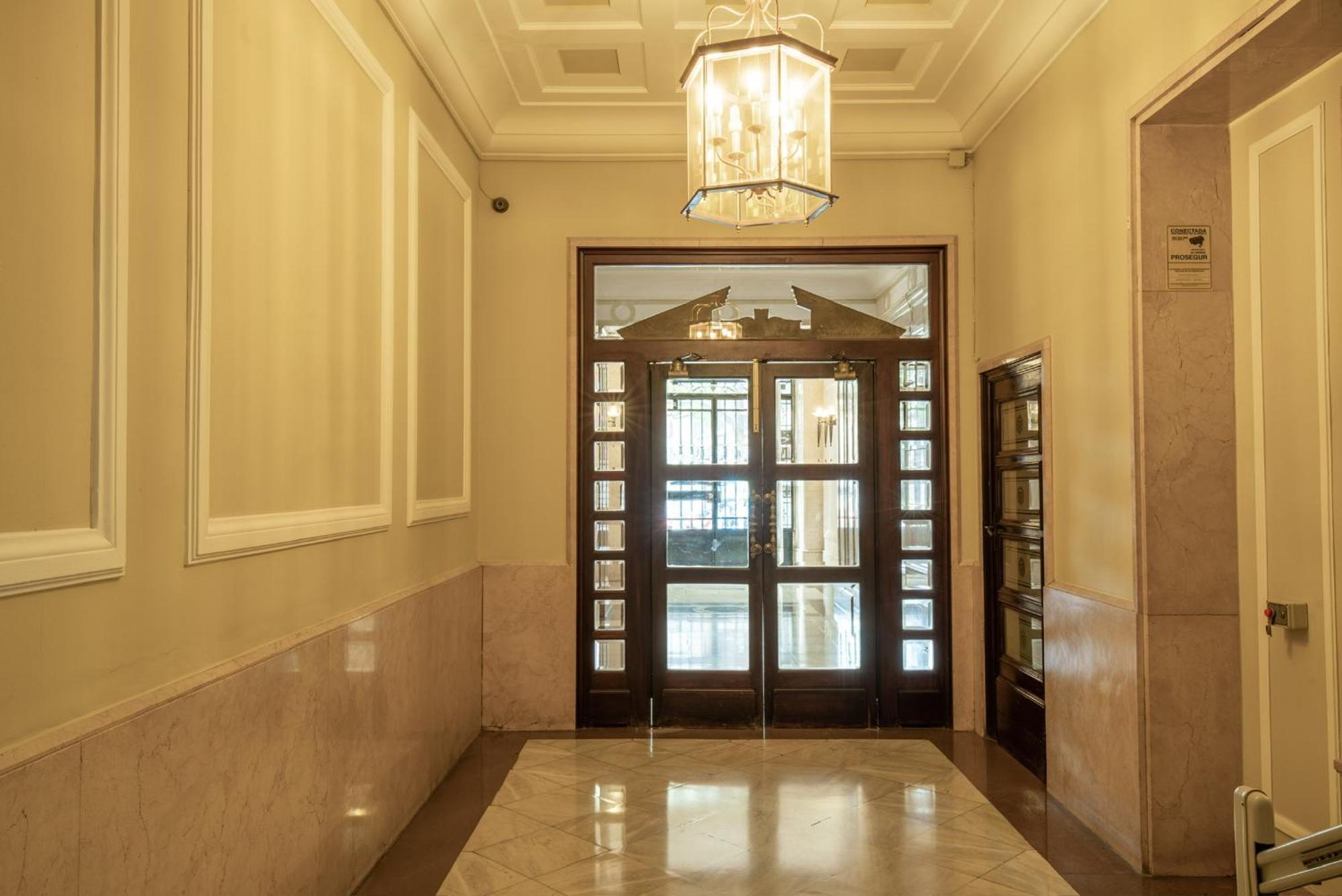 Mirador 2 Del Mercado Central - Habitacion Con Bano Privado En El Centro De La Ciudad Vella Valencie Exteriér fotografie